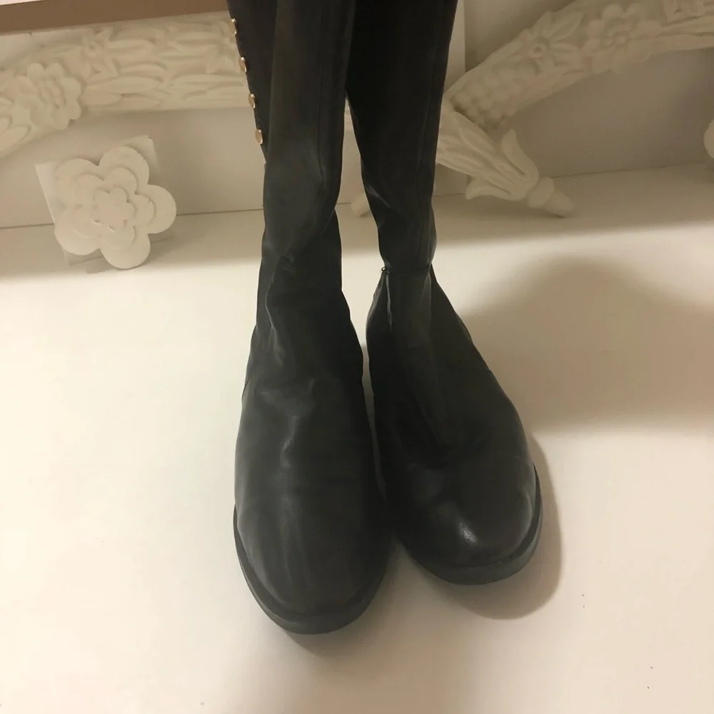 VinceCamino  Stunning, chic leather boots 👢